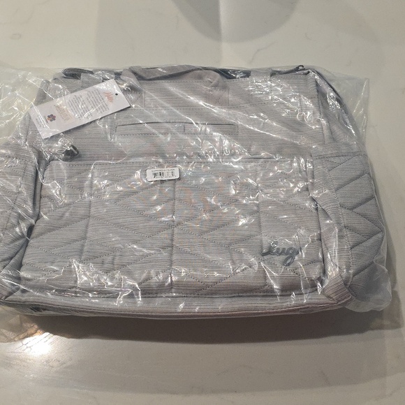 Lug Soprano In Brushed Sliver Nwt Still In Plastic - Picture 1 of 4